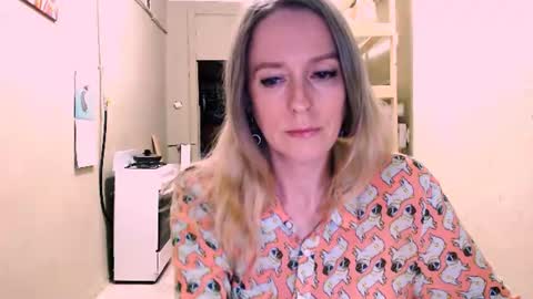 Snapshot of nicekat chatting on 07-16-26, 07:09 Kathrine online show from 07-16-26, 07:09