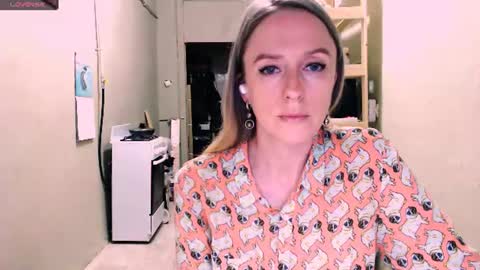 Snapshot of nicekat chatting on 07-28-26, 07:39 Kathrine online show from 07-28-26, 07:39