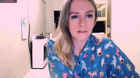 Snapshot of nicekat chatting on 07-30-26, 07:57 Kathrine online show from 07-30-26, 07:57