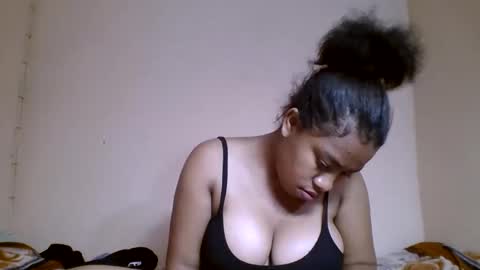 nicelly01 online show from 05-24-26, 06:13