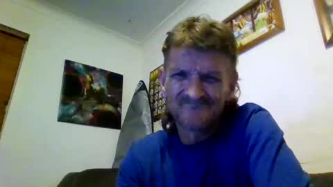 Snapshot of niceozziecockxxx chatting on 12-13-24, 07:21 Sexiishaine online show from 12-13-24, 07:21