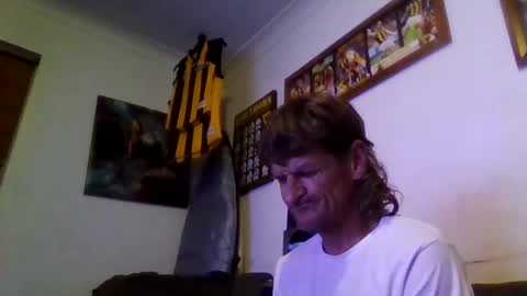 Snapshot of niceozziecockxxx chatting on 02-09-25, 12:30 Sexiishaine online show from 02-09-25, 12:30