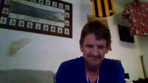 Snapshot of niceozziecockxxx chatting on 11-14-25, 02:43 Sexiishaine online show from 11-14-25, 02:43