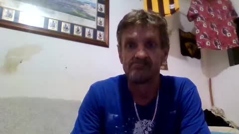 Snapshot of niceozziecockxxx chatting on 11-23-25, 01:27 Sexiishaine online show from 11-23-25, 01:27