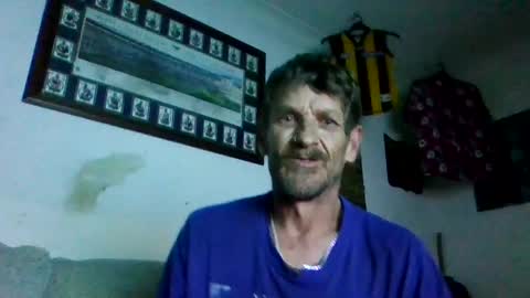 Snapshot of niceozziecockxxx chatting on 11-26-25, 03:46 Sexiishaine online show from 11-26-25, 03:46