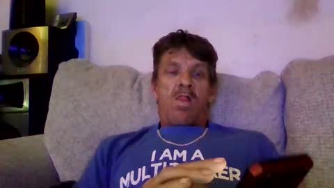 Snapshot of niceozziecockxxx chatting on 12-04-25, 02:21 Sexiishaine online show from 12-04-25, 02:21