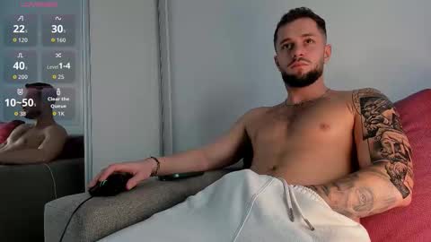 Nicholassx online show from 11-17-25, 01:28