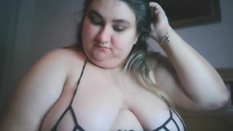 Nicholle online show from 01-20-25, 02:32