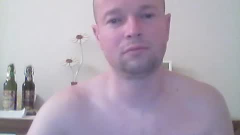 nick1990b online show from 03-04-25, 08:05