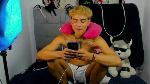 nick_acosta online show from 05-13-26, 01:36