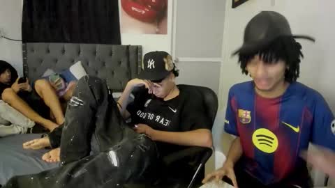 nick_master2 online show from 04-11-26, 07:45