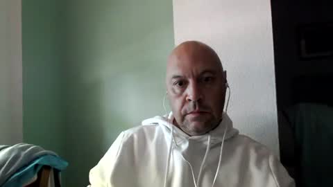 nick_rick01 online show from 04-19-26, 09:41