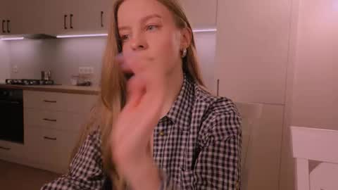 Nicka Cherie online show from 02-25-26, 05:22