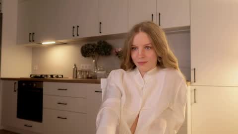 Snapshot of nickacherie chatting on 05-24-26, 04:01 Nicka Cherie online show from 05-24-26, 04:01