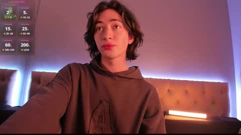 Nickie online show from 09-14-25, 04:55