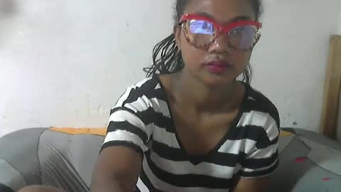 Snapshot of nickiqqyuu chatting on 06-05-26, 01:34 nickiqqyuu online show from 06-05-26, 01:34