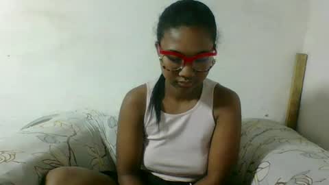 Snapshot of nickiqqyuu chatting on 07-14-26, 06:18 nickiqqyuu online show from 07-14-26, 06:18