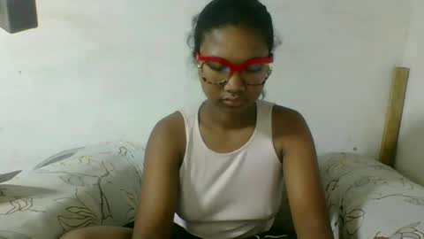 Snapshot of nickiqqyuu chatting on 07-14-26, 12:11 nickiqqyuu online show from 07-14-26, 12:11