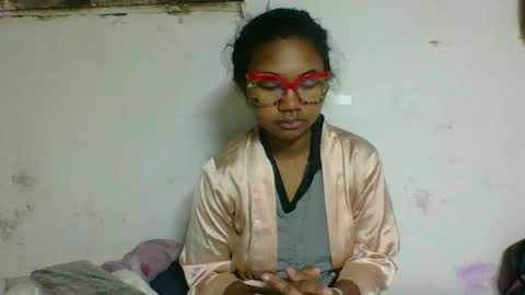 Snapshot of nickiqqyuu chatting on 07-16-26, 12:27 nickiqqyuu online show from 07-16-26, 12:27