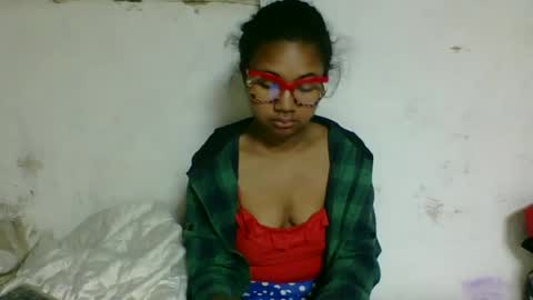 Snapshot of nickiqqyuu chatting on 07-24-26, 12:08 nickiqqyuu online show from 07-24-26, 12:08
