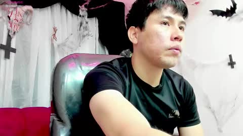 Snapshot of nickk_wolff chatting on 10-15-25, 04:12 Nickk Wolff online show from 10-15-25, 04:12