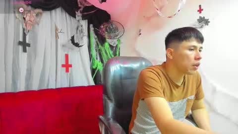 Snapshot of nickk_wolff chatting on 10-19-25, 04:24 Nickk Wolff online show from 10-19-25, 04:24