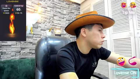 Nickk Wolff online show from 12-03-25, 04:42