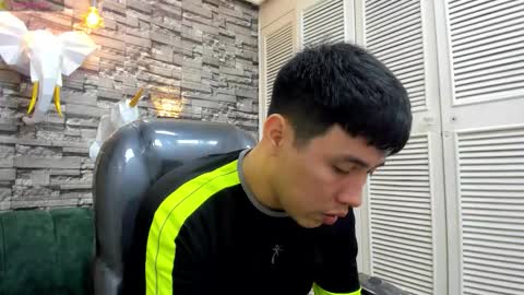 Nickk Wolff online show from 12-04-25, 04:00