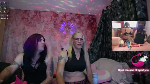 Snapshot of nicktu52 chatting on 07-17-26, 11:42 nicktuuk online show from 07-17-26, 11:42