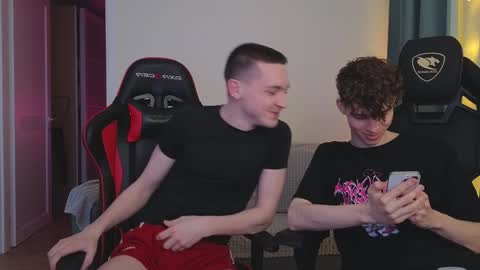 Snapshot of nicky_mart chatting on 02-01-25, 05:16 Nicki Danny online show from 02-01-25, 05:16