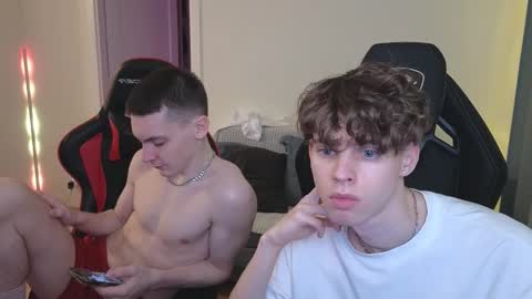 Snapshot of nicky_mart chatting on 03-04-25, 03:55 Nicki Danny online show from 03-04-25, 03:55