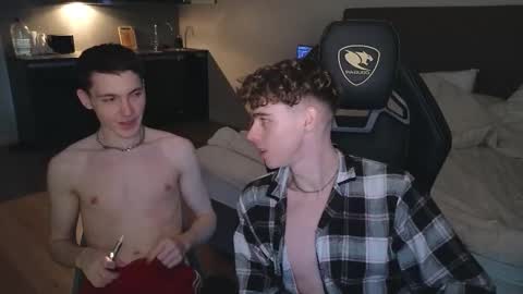 Snapshot of nicky_mart chatting on 10-17-25, 12:41 Nicki Danny online show from 10-17-25, 12:41