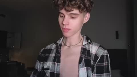 Snapshot of nicky_mart chatting on 10-28-25, 07:23 Nicki Danny online show from 10-28-25, 07:23