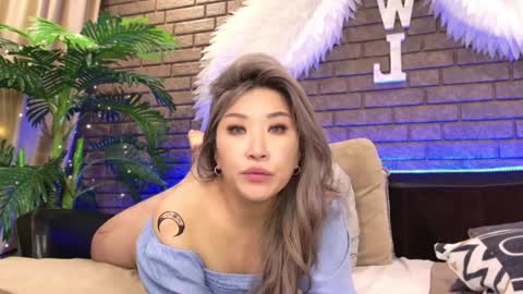 Today is my 41st birthday  And in 2 hours Im waiting for you on the stream Stock up on tokens and a good mood Nicky online show from 02-05-25, 07:53