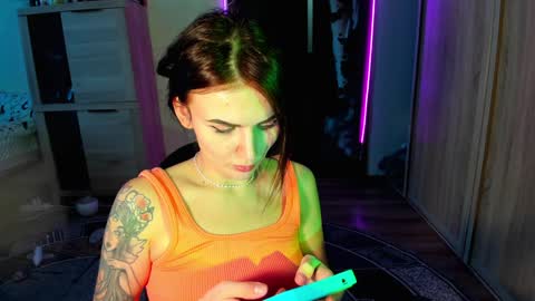 Nicky Weekends online show from 01-31-25, 07:07