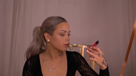 Nicky online show from 09-28-25, 05:40