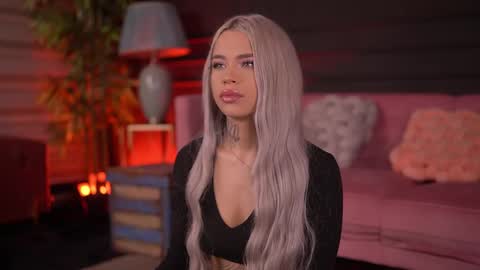 Snapshot of nickybennz chatting on 11-09-25, 07:01 Nicky online show from 11-09-25, 07:01