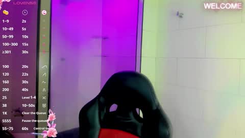 Nicky online show from 10-25-25, 03:47