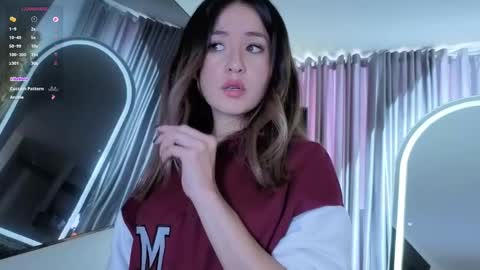 Nicky online show from 09-19-25, 06:19