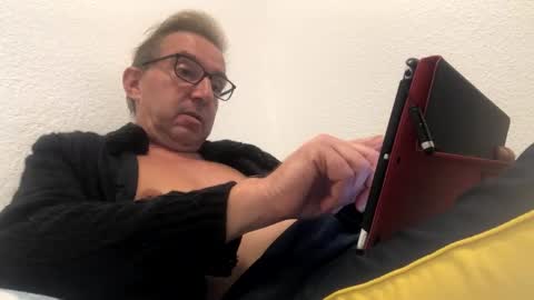 Nico online show from 11-13-25, 07:46