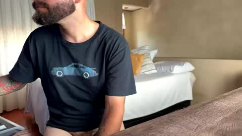 nicolas online show from 03-05-26, 03:30