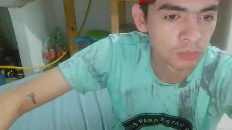 Snapshot of nico222025 chatting on 12-22-25, 12:40 nico222025 online show from 12-22-25, 12:40