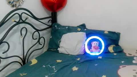 Snapshot of nico222025 chatting on 02-26-26, 06:18 nico222025 online show from 02-26-26, 06:18