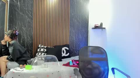 Snapshot of nico_blaze22 chatting on 05-19-26, 07:31 Nico online show from 05-19-26, 07:31