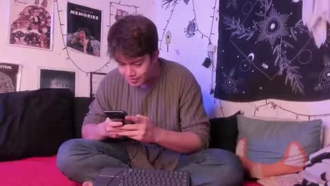 Nicols online show from 11-08-25, 02:23