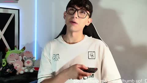 Snapshot of nico_cruz chatting on 12-02-24, 08:11 nico online show from 12-02-24, 08:11