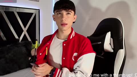 Snapshot of nico_cruz chatting on 12-05-24, 10:34 nico online show from 12-05-24, 10:34