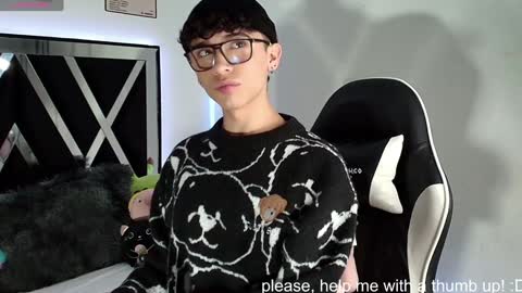 Snapshot of nico_cruz chatting on 12-06-24, 06:15 nico online show from 12-06-24, 06:15