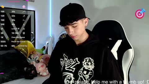 Snapshot of nico_cruz chatting on 12-11-24, 10:03 nico online show from 12-11-24, 10:03