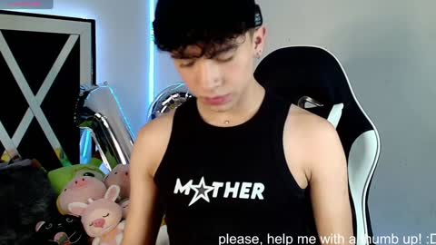 Snapshot of nico_cruz chatting on 12-14-24, 07:07 nico online show from 12-14-24, 07:07